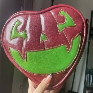 Mini vampire heart Love Pain and Stitches bag
